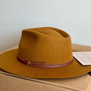 Stylish Tan Fedora Hat